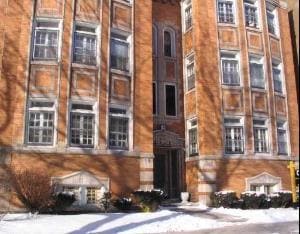 Building Photo - 8246 S Maryland St