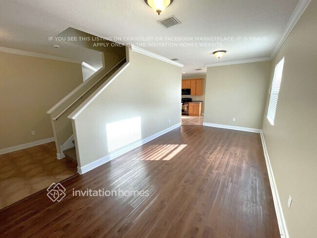 Foto del edificio - 5650 Sweet William Terrace