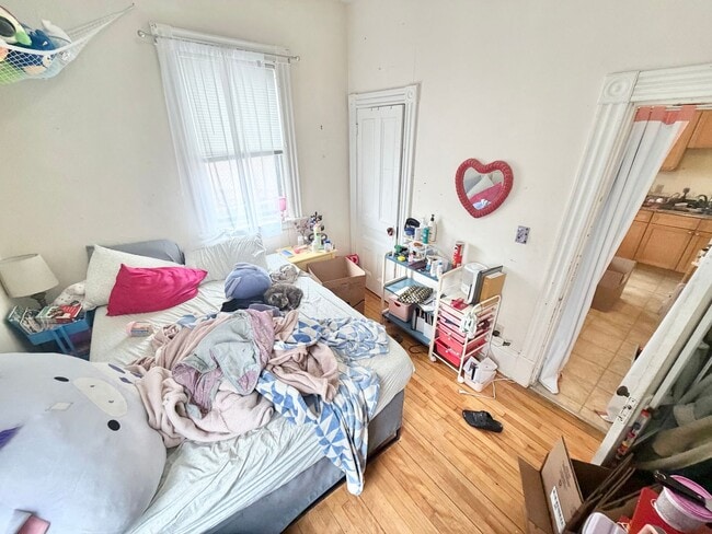 Photo - 3 Bedroom Apartment in Burlington VT Available 6/1!