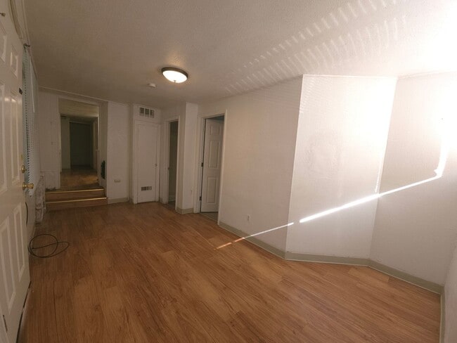 Building Photo - 932-934 14th