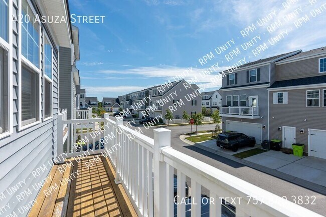 Building Photo - 420 Asuza St