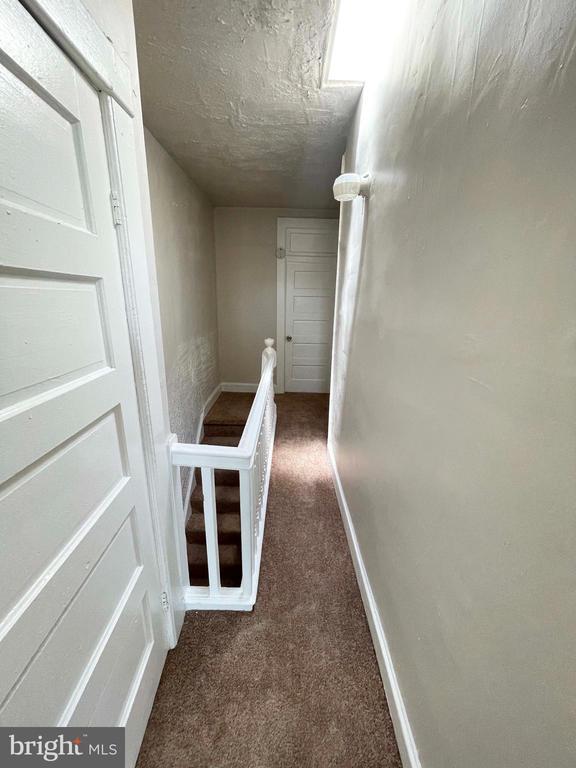Foto del edificio - 1736 Darley Ave