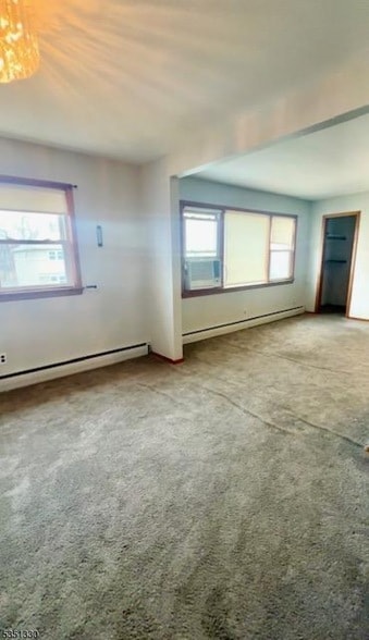 Foto del edificio - 1049 Brighton St