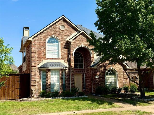 Foto del edificio - 9312 Cedardale Dr