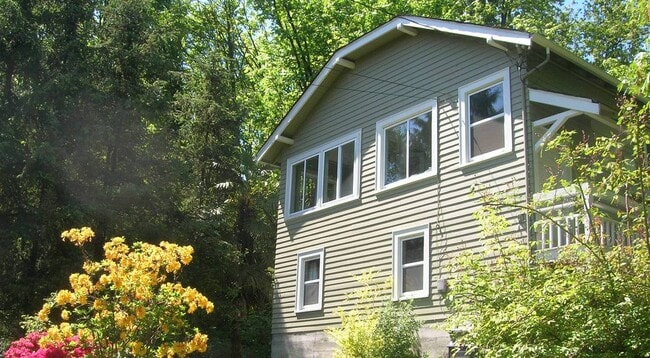 Photo - 8820 40th Ave S House