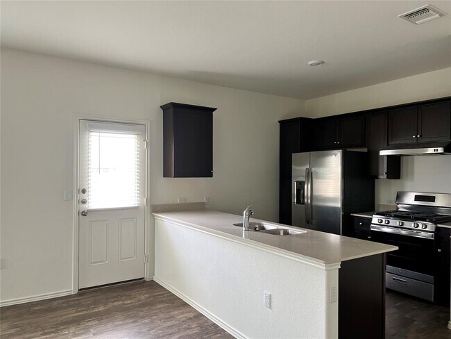 Foto del edificio - 7501 Ivy Trellis Trl