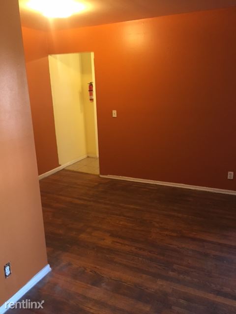 Foto del edificio - 2490 S Bassett St