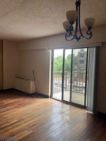 Foto del edificio - 10 N Wood Ave