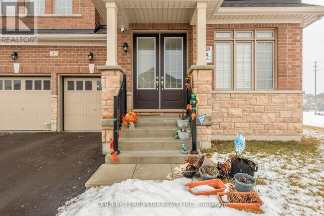 Building Photo - 1 Goodview Dr