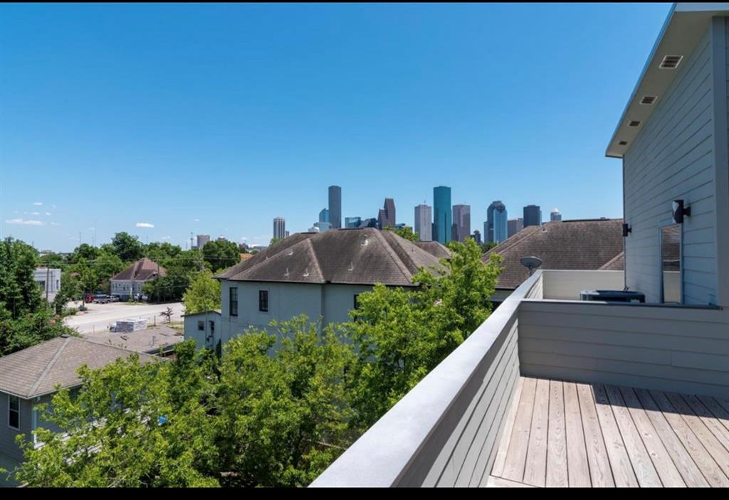 1515 Crockett St, Houston, TX 77007 Condo for Rent in Houston, TX