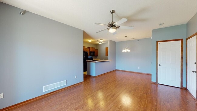 Foto del edificio - Fantastic condo in Ankeny-6mo Lease Option