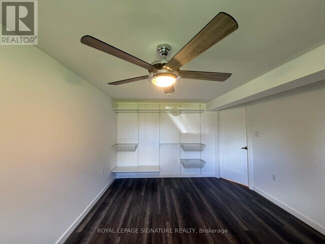 Building Photo - 9 Fieldway Dr