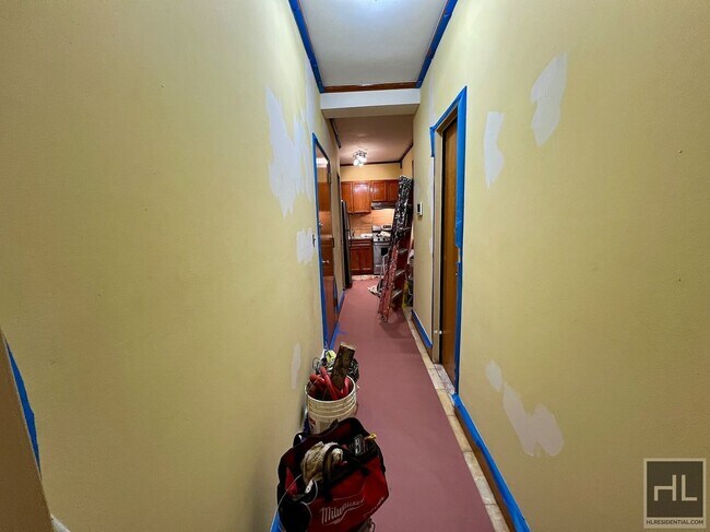 Foto del edificio - Spacious Studio Apartment In Prospect Heights Across The Street From Brooklyn Museum