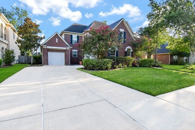 Building Photo - 7902 Silent Forest Dr