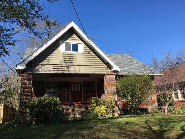 Building Photo - 2539 Bayard St