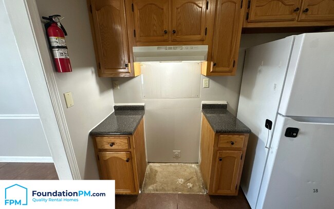 Foto del edificio - 4150 Garden Birch Cove