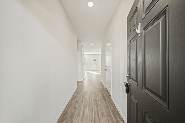 Foto del edificio - 312 Lippizan Dr