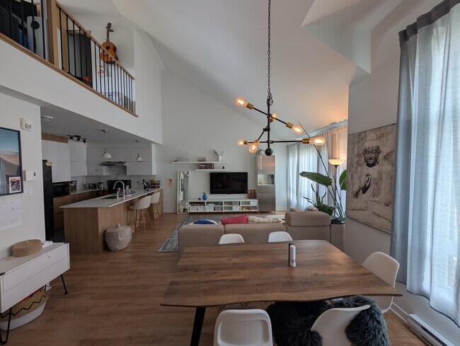 Photo du bâtiment - 6900 Rue De Chambéry