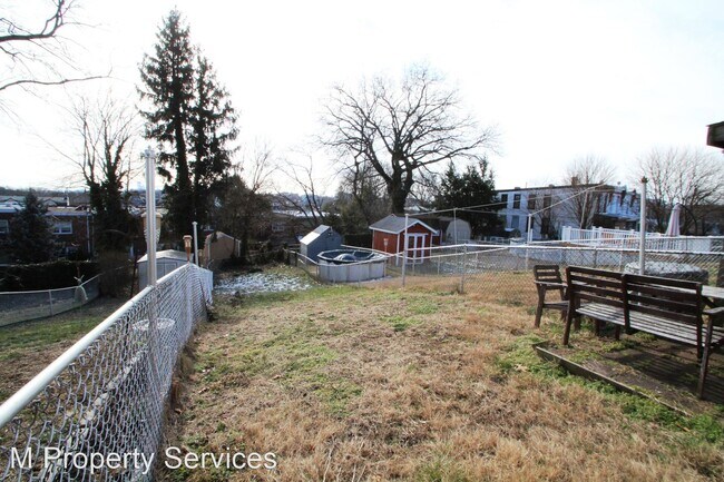 Building Photo - 3 br, 1.5 bath House - 256 Osborn St