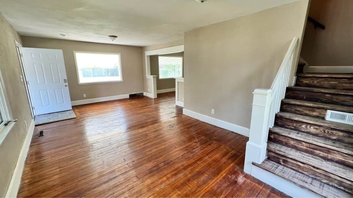 Primary Photo - 2019 Jefferson St