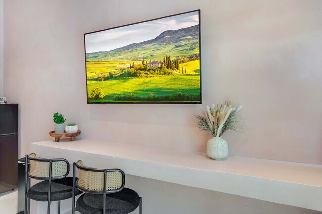 Foto del edificio - 670 NE 67th St