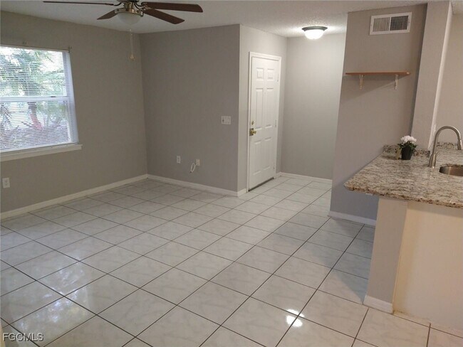 Building Photo - 12540 Equestrian Cir