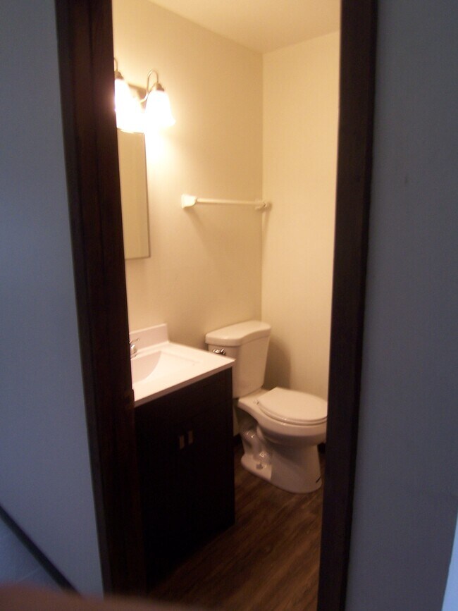 Building Photo - 5858 N Lovers Lane Rd