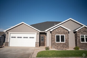 Building Photo - 4328 Beech Street
