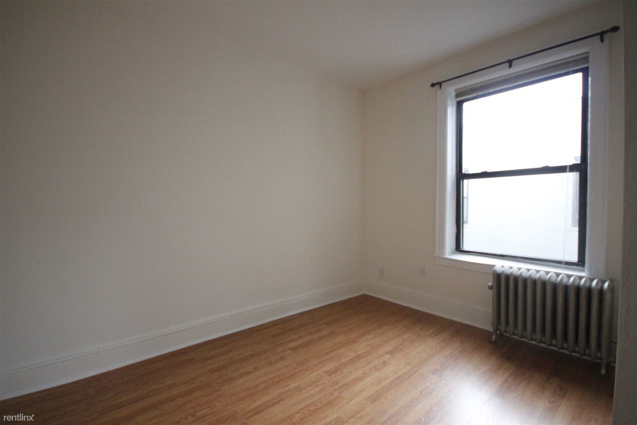Primary Photo - 2528 14th Pl