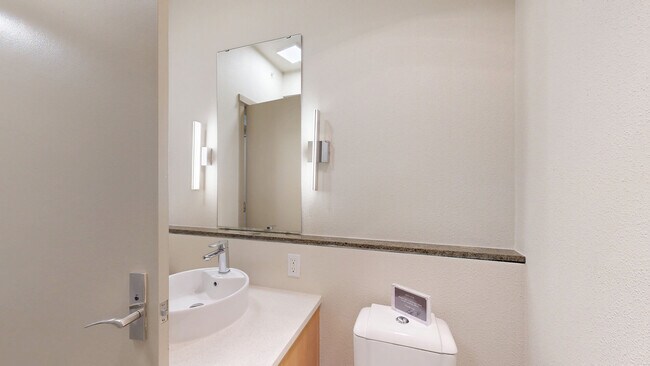 Interior Photo - Elements Apartments