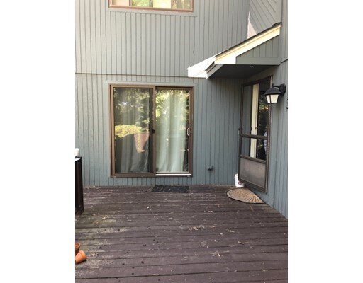 Building Photo - 40 Mountain Gate Rd