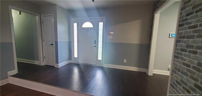 Building Photo - 1401 Carnsmore Dr