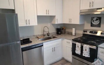 Building Photo - Room in Duplex on New Dawn Ct