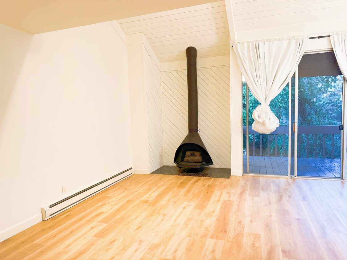 Primary Photo - 505 Cypress Point Dr