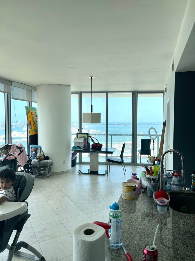 Building Photo - 888 Biscayne Blvd