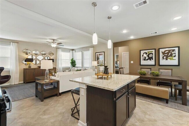 Building Photo - 12310 Pinyon Bend Dr