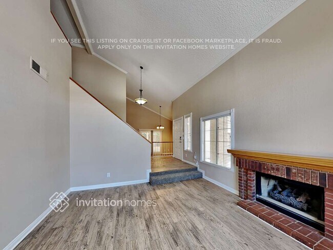 Foto del edificio - 760 Charwood Cir