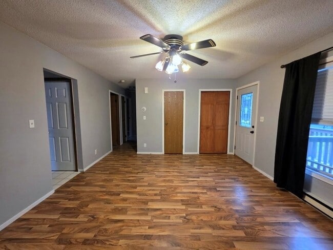 Foto del edificio - 653 N 2nd St