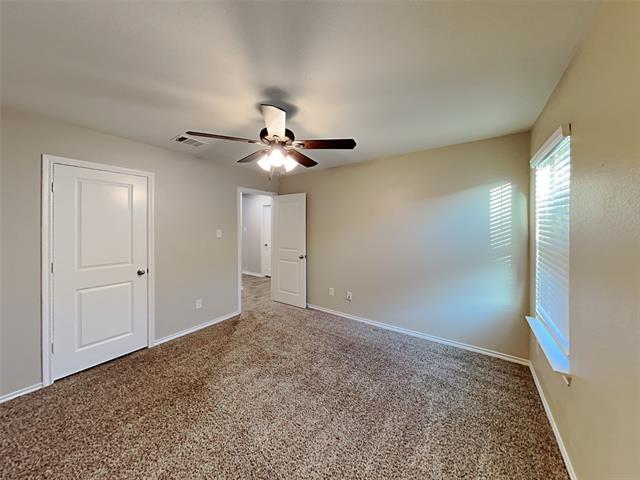 Building Photo - 2603 Hutchins Dr