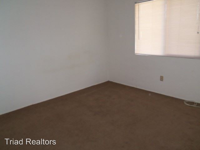 Building Photo - 6319 Tamarisk Ave