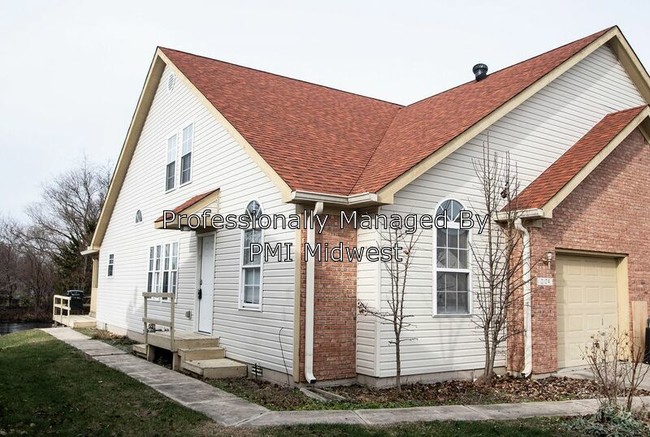Building Photo - 2104 Galaxy Dr
