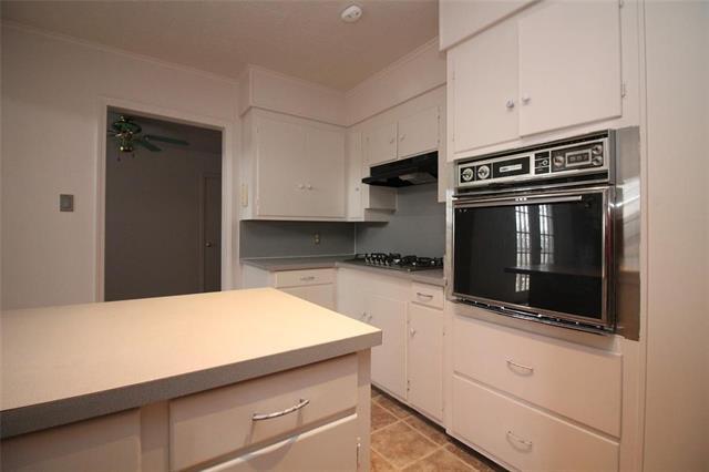 Foto del edificio - 5828 Locke Ave