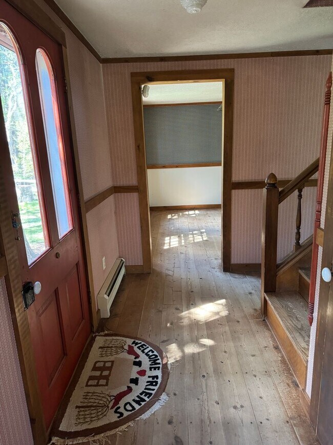 Foto del edificio - 3 Bedroom, 2.5 Bathroom Home in Cedar Crest