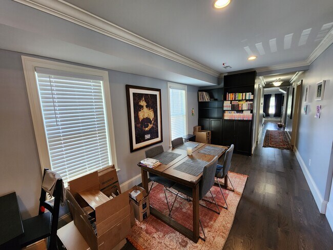 Building Photo - 258 Main St