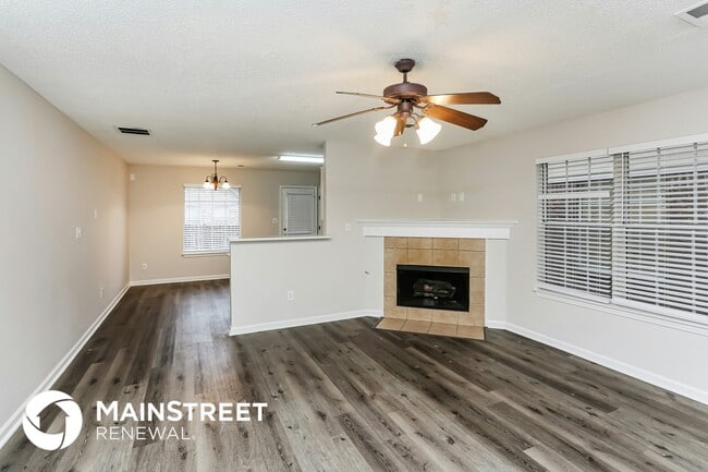 Building Photo - 903 Stixx Ln