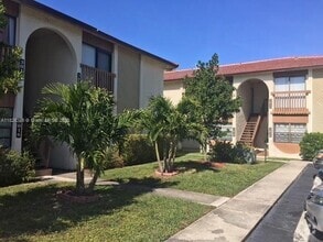Building Photo - 3028 Coral Ridge Dr