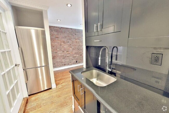 Building Photo - 115 Mulberry St