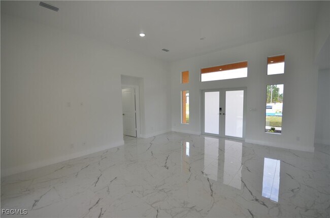 Foto del edificio - 1132 Edelweiss St E