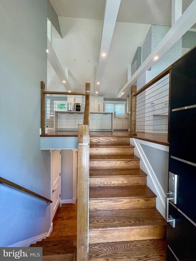Foto principal - 1609 N Kirkwood Rd