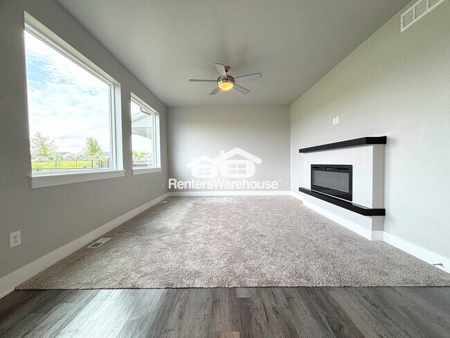 Foto del edificio - 15231 Deerview Dr